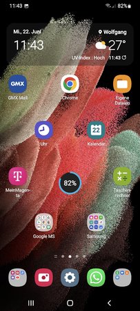Screenshot_20220622-114317_One UI Home.jpg