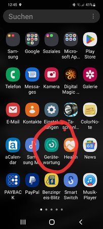 Screenshot_20220809-124521_One UI Home.jpg