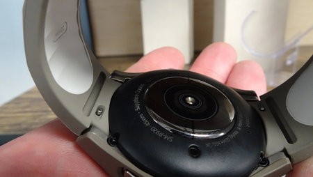 galaxy-watch-5-pro-4-346633.jpg