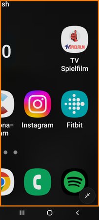 Screenshot_20220928-104444_One UI Home.jpg