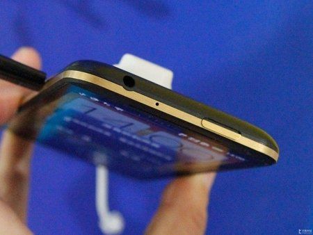 htc-one-xc-3.jpg