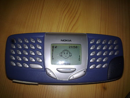 Nokia_5510_mit_blauem_Frontcover.jpg