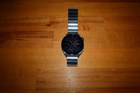 Edelstahl Armband an der GT3 Pro Titan.JPG