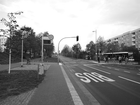 Monochrom-2.jpg