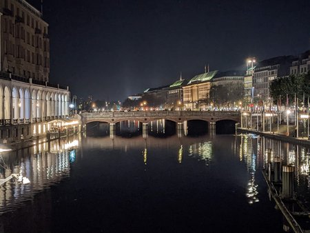 PXL_20221030_185350939.NIGHT.jpg