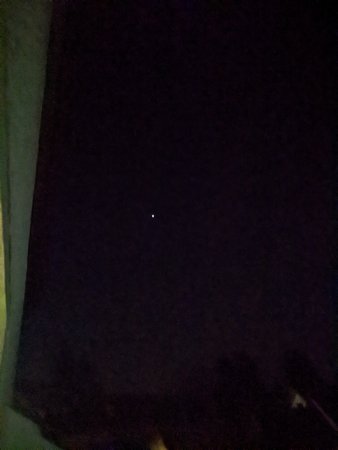 PXL_20221126_205704334.NIGHT.jpg