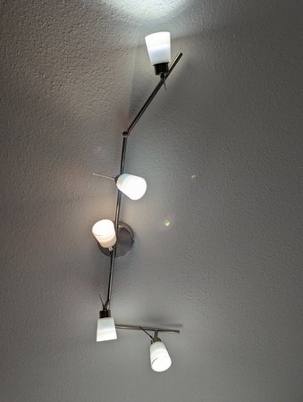 PXL_20221201_223349875.jpg