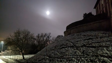 PXL_20221213_225221259.NIGHT.jpg