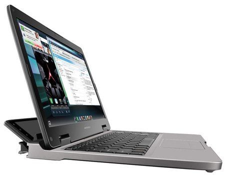 Lapdock_500_Open_Side.jpg