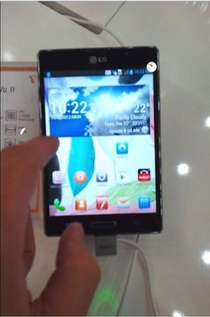 LG Optimus Vu1.jpg