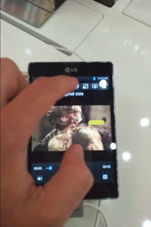 LG Optimus Vu4.jpg