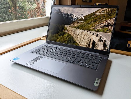Lenovo_IdeaPad_3_01.jpg