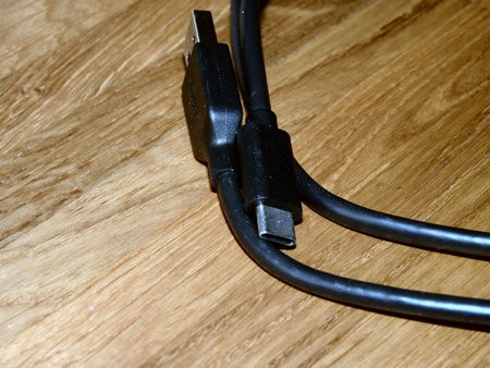 USB Kabel.JPG USB Kabel.JPG