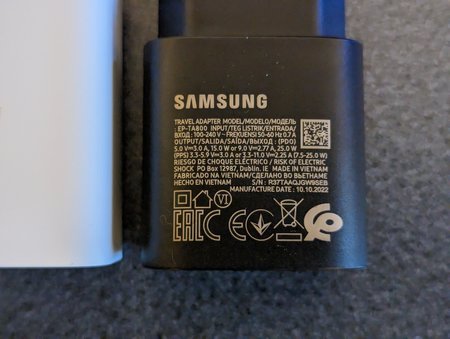 Samsung 25W D.jpg