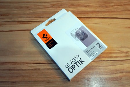 Spigen-Kameraschutz.jpg