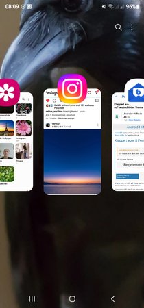 Screenshot_20230211_080956_One UI Home.jpg