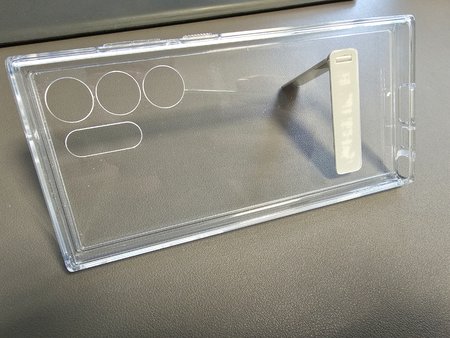 Spigen Ultra Hybrid S Crystal Clear 01.jpg