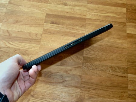 7 Tablet u. Hülle unten.JPG 7 Tablet u. Hülle unten.JPG
