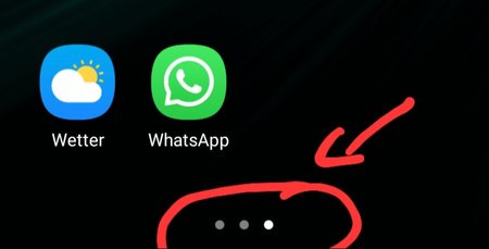 Screenshot_20230318_082547_One UI Home.jpg