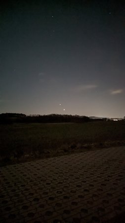 PXL_20230227_190740117.NIGHT.jpg