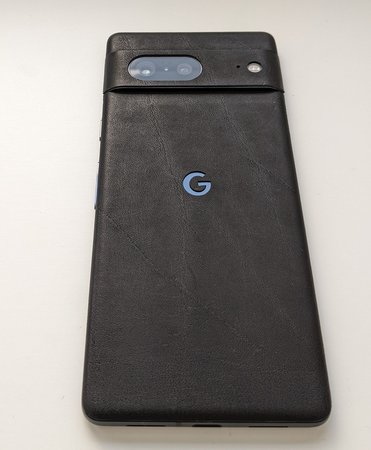 pixel7leder.jpg