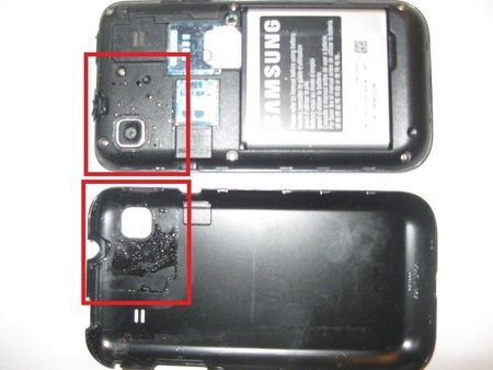 Handy Flüssigkeit.jpg
