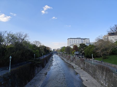 IMG_20230421_181959.jpg