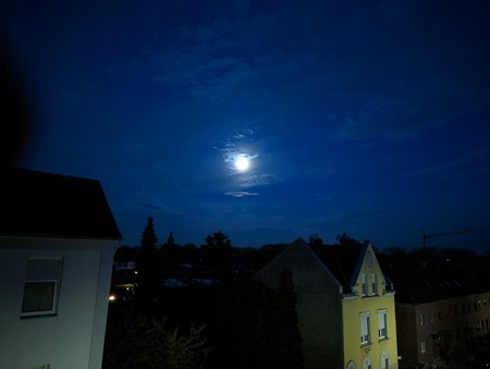Lowlight pixel7 pro.jpg