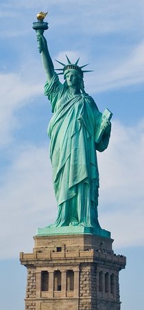 Statue_of_Liberty,_NY_(cropped).jpg