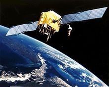 220px-GPS_Satellite_NASA_art-iif.jpg
