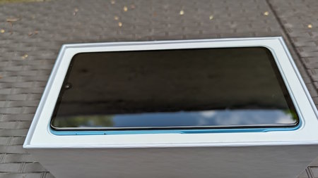 Huawei P30 Aurora CB 8.jpg