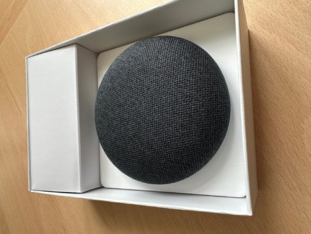 NestMini2.jpg NestMini2.jpg